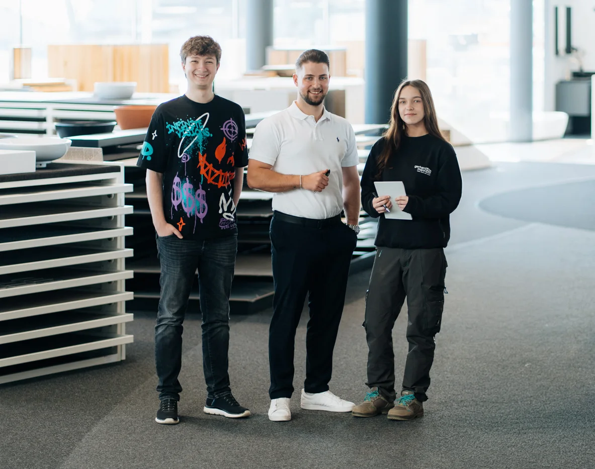 Junges Team von Gerhard Mann in der Ausstellung